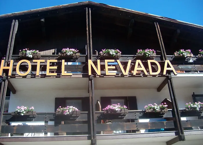 Hotel Nevada Campitello di Fassa
